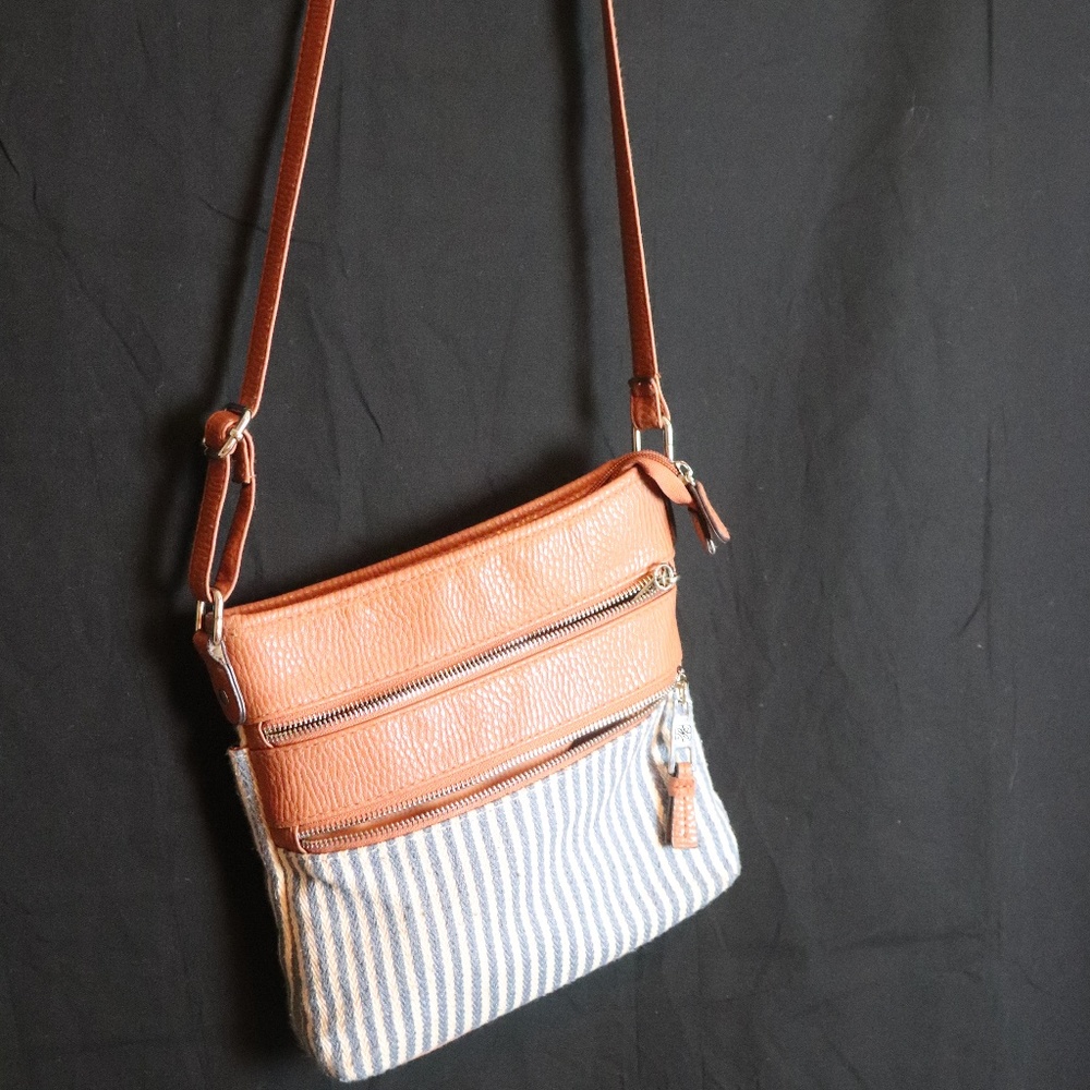 Cross body, every day purse. Blue/White/Brown
